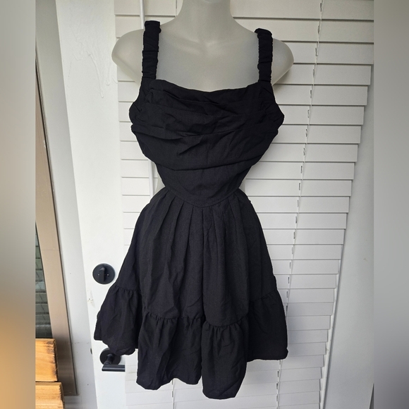 Shein Women‘s Mini Short Dress Ruched Cutout Ruffle Skirt Sz M - Picture 2 of 8